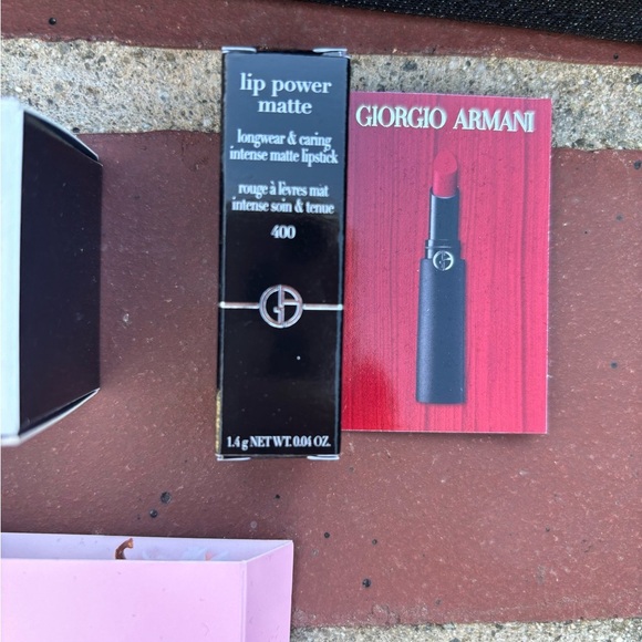 Armani kit - Picture 4 of 4